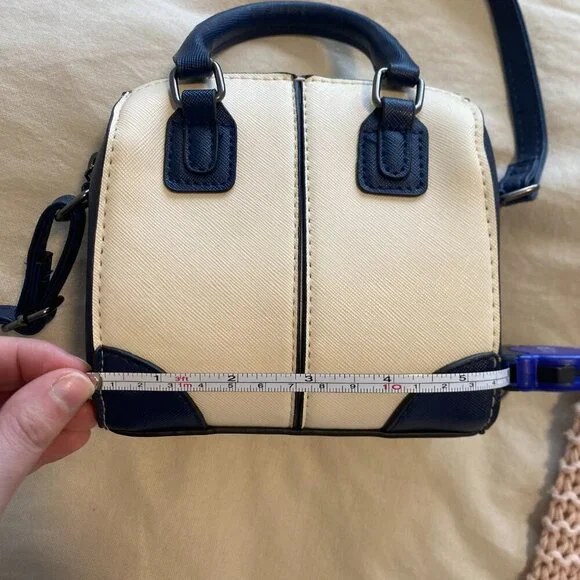Mini‎ Shoulder Bag - Picture 10 of 11